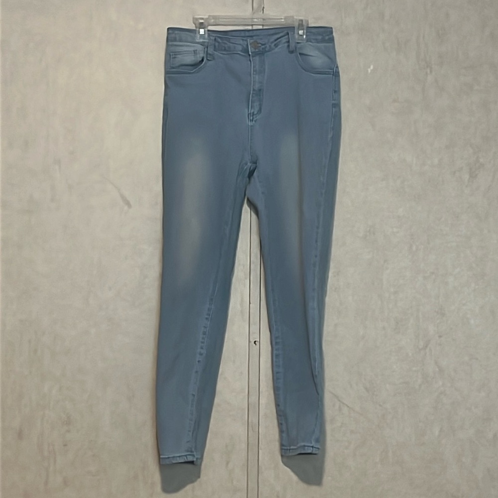 Women's denim blue jeans